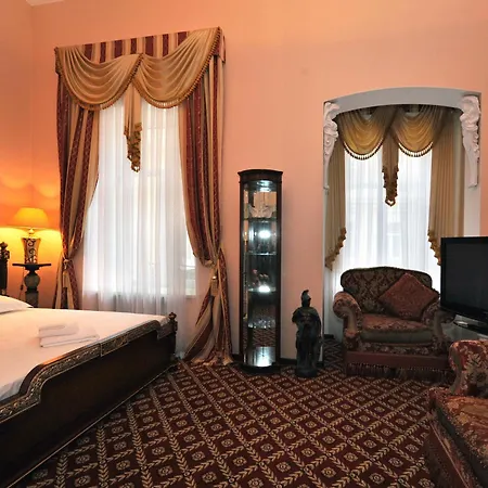 Ξενοδοχείο Queen Valery Οδησσός