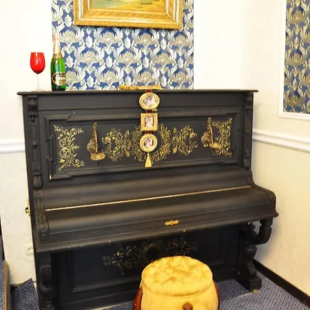 Queen Valery 3* オデッサ