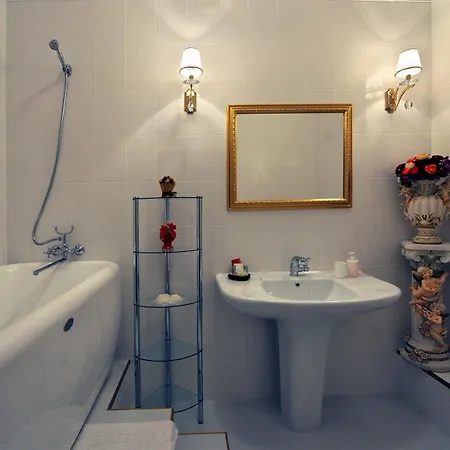 Ξενοδοχείο Queen Valery 3*