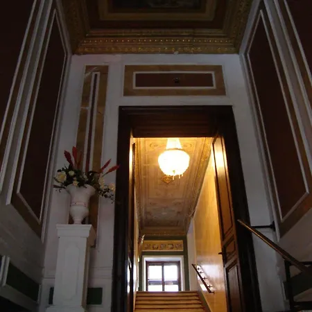 Queen Valery オデッサ