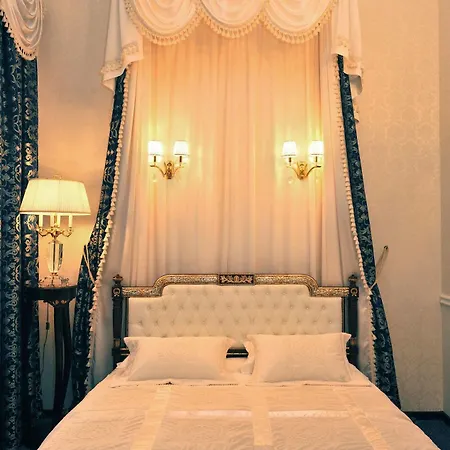 Queen Valery ホテル 3*