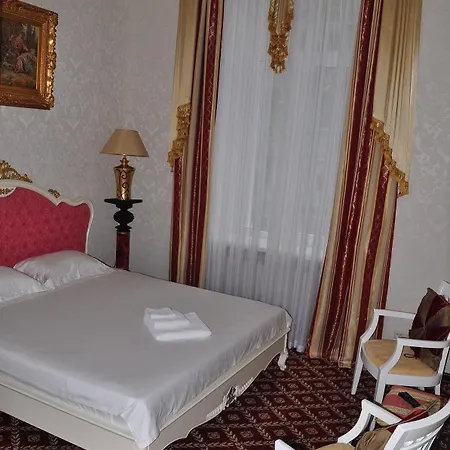Queen Valery Odesa