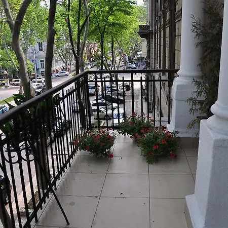 Hotell Queen Valery Odessa
