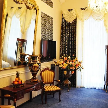 Szálloda Queen Valery 3*