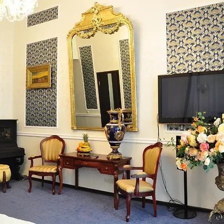 Szálloda Queen Valery 3*