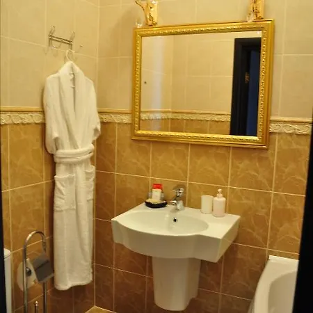Queen Valery Hotel
