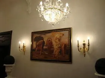 Szálloda Queen Valery